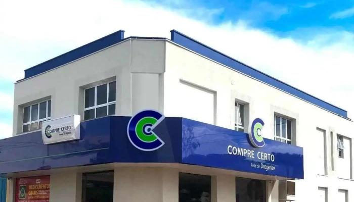 Compre Certo - Rede de Drogarias - Sacramento - 112 - Centro