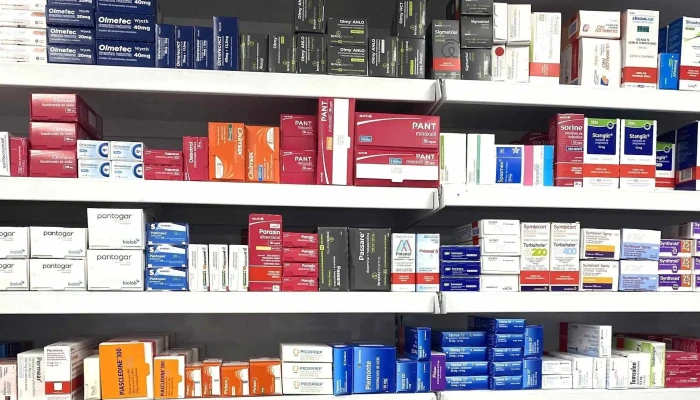Droga Raia -  Farmacia - Petrópolis