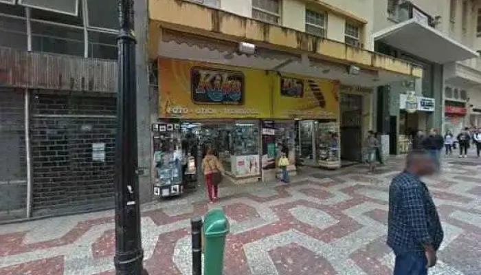 Drogaria Araujo -    Halfeld Street View E 360deg - Juiz De Fora