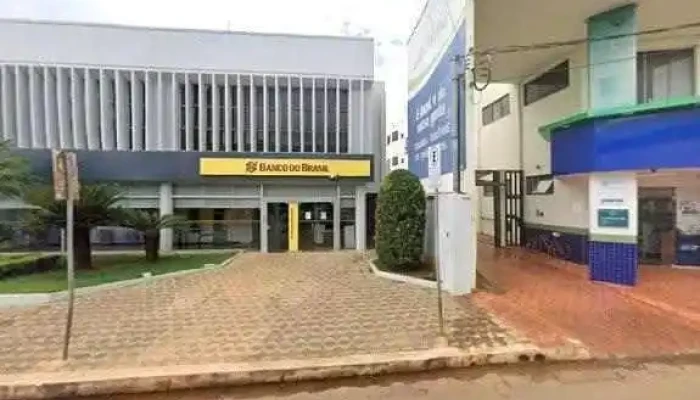 Drogaria Araujo Tomaz Street View E 360deg - Luz