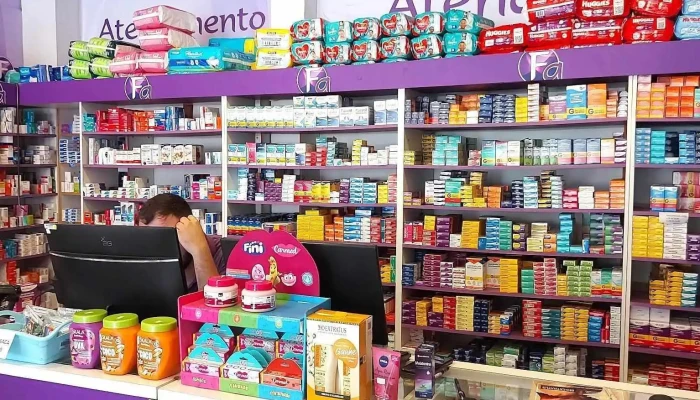 Drogaria Fama Drugstore -  Tudo - Barbacena
