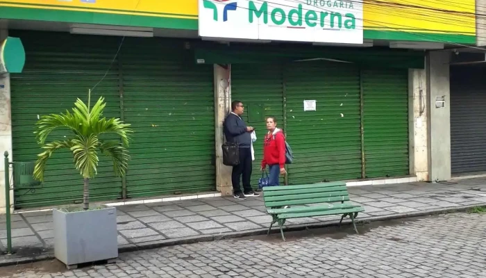 Drogaria Moderna -  Tudo - Valença
