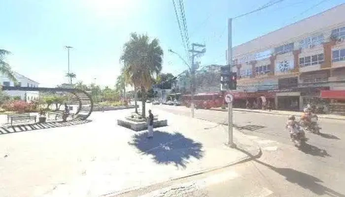 Drogaria Rede Popular -    Praca Marica Street View E 360deg - Maricá