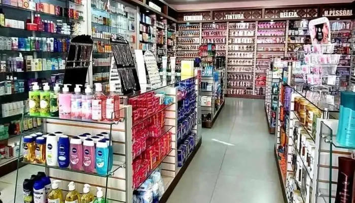 Drogaria Santa Maria, Centro - Alexânia Go - Qd. 112 - Lote 18 - Centro