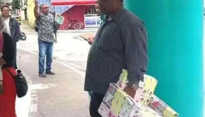 Drogaria Unilagos Bacaxa Do Proprietario - Saquarema