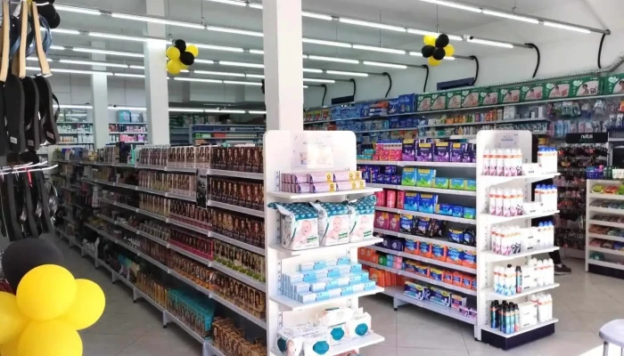Drogarias Lucena - Sabará 2 - 4 - Centro