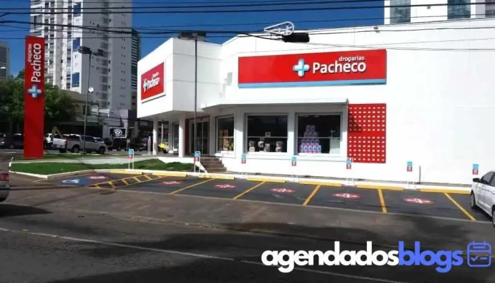 Drogarias Pacheco - - St. Oeste
