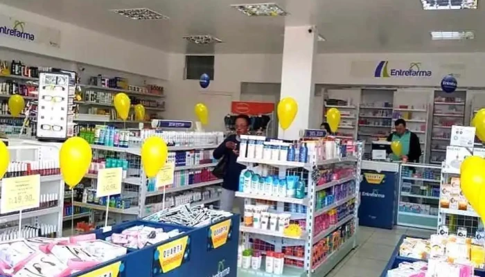 Farmacia Montefarma Principal - - Centro