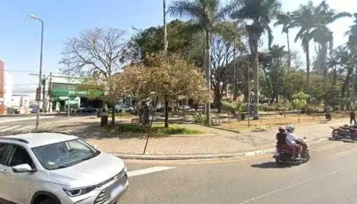 Farmacia Pague Menos Street View E 360deg - Lavras