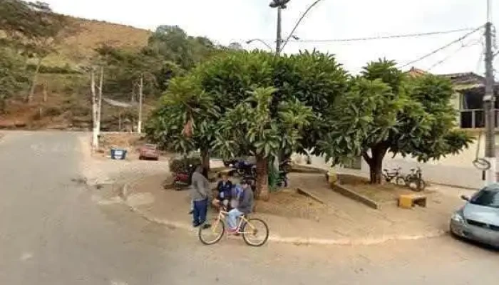 Supermercado Beto Cereais De Varre -  Sai Street View E 360deg - Varre-sai