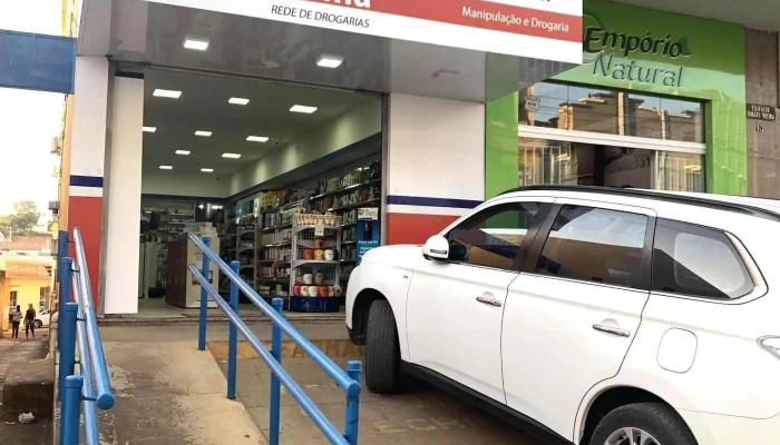 Uai Farma Bambui   Drogaria E Manipulacao Tudo - Bambuí